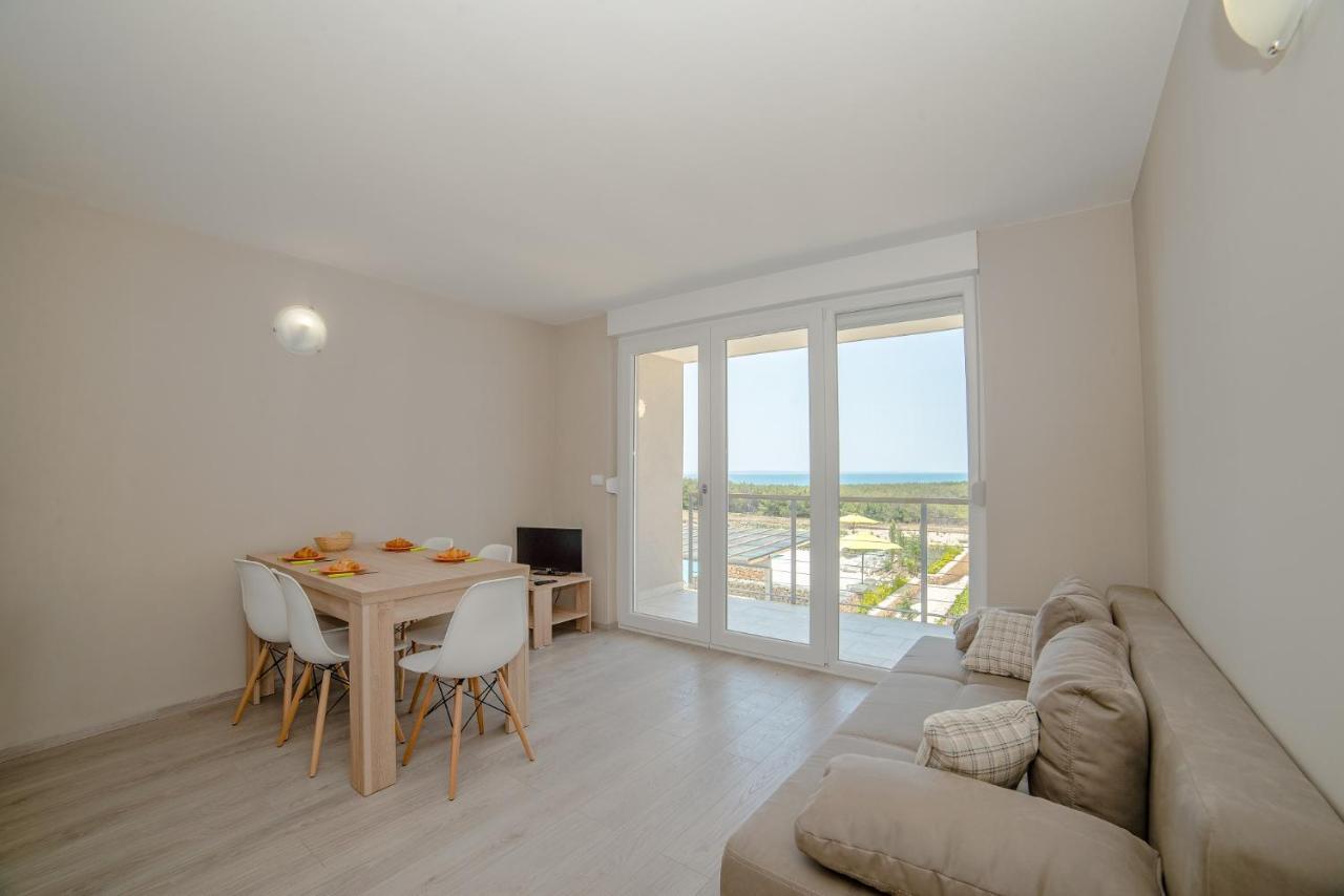 Apartment Amazing Island Povljana Exterior photo