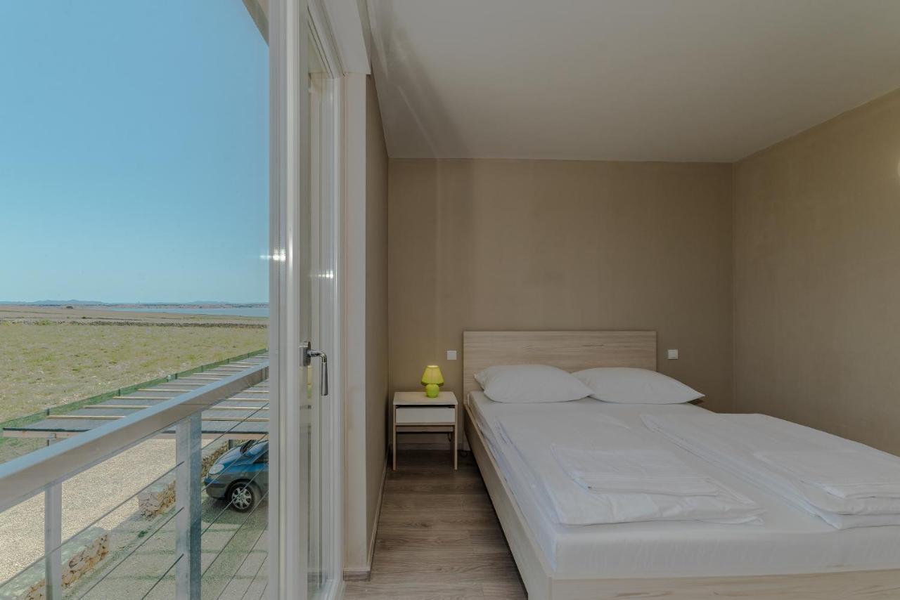 Apartment Amazing Island Povljana Exterior photo